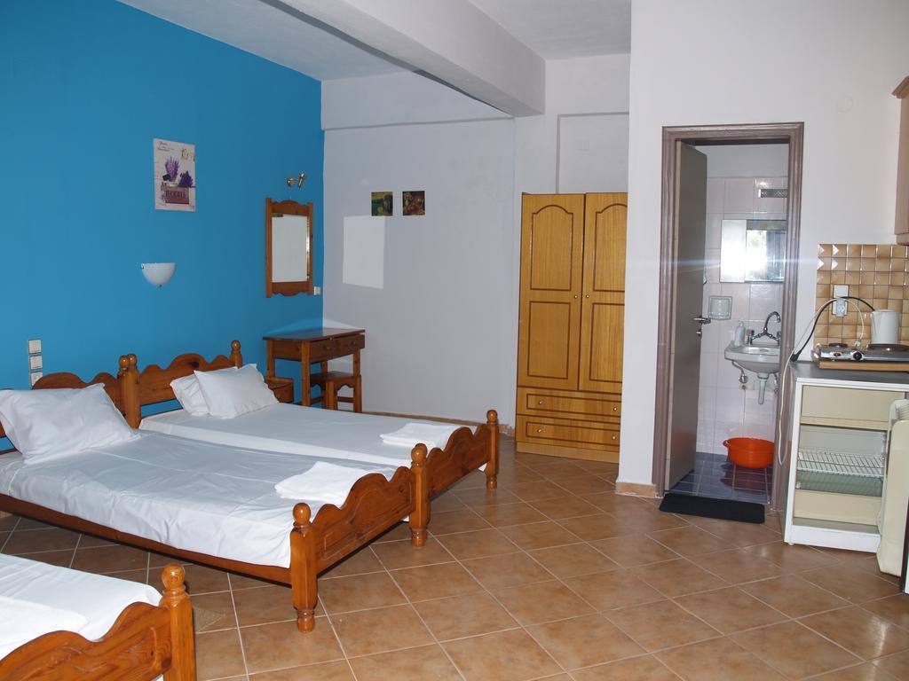 Armonia Studios Agios Georgios  Zimmer foto