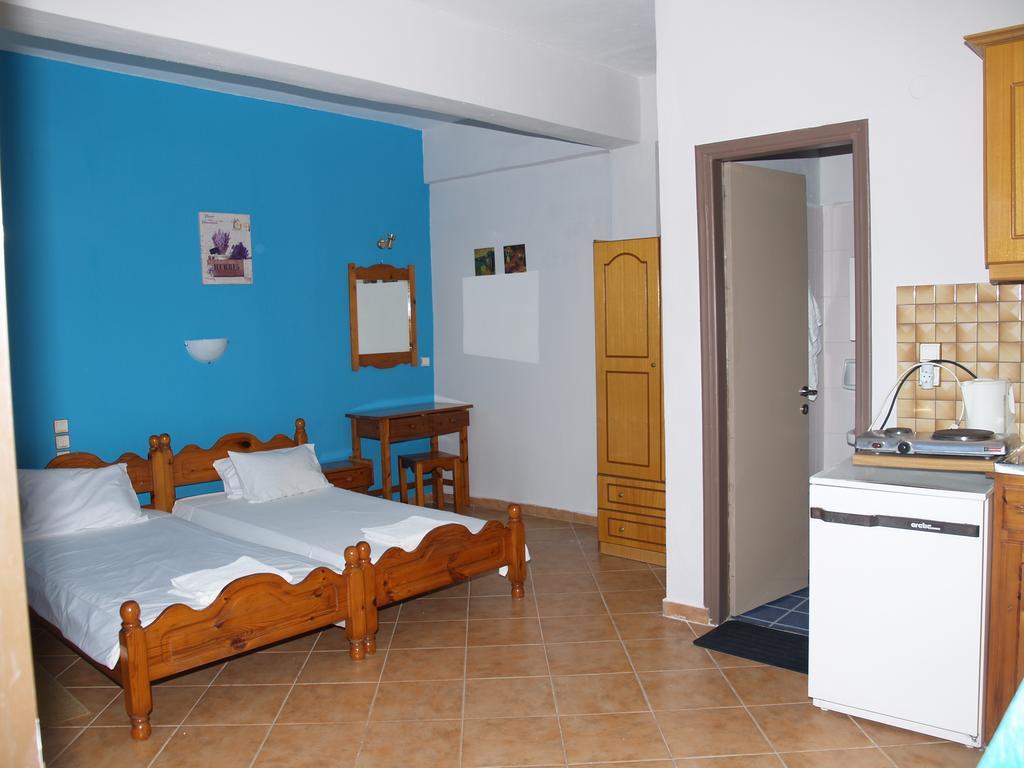 Armonia Studios Agios Georgios  Zimmer foto
